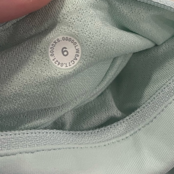 Lululemon Pace Rival Skirt *Tall DELM size 6 - Picture 3 of 3